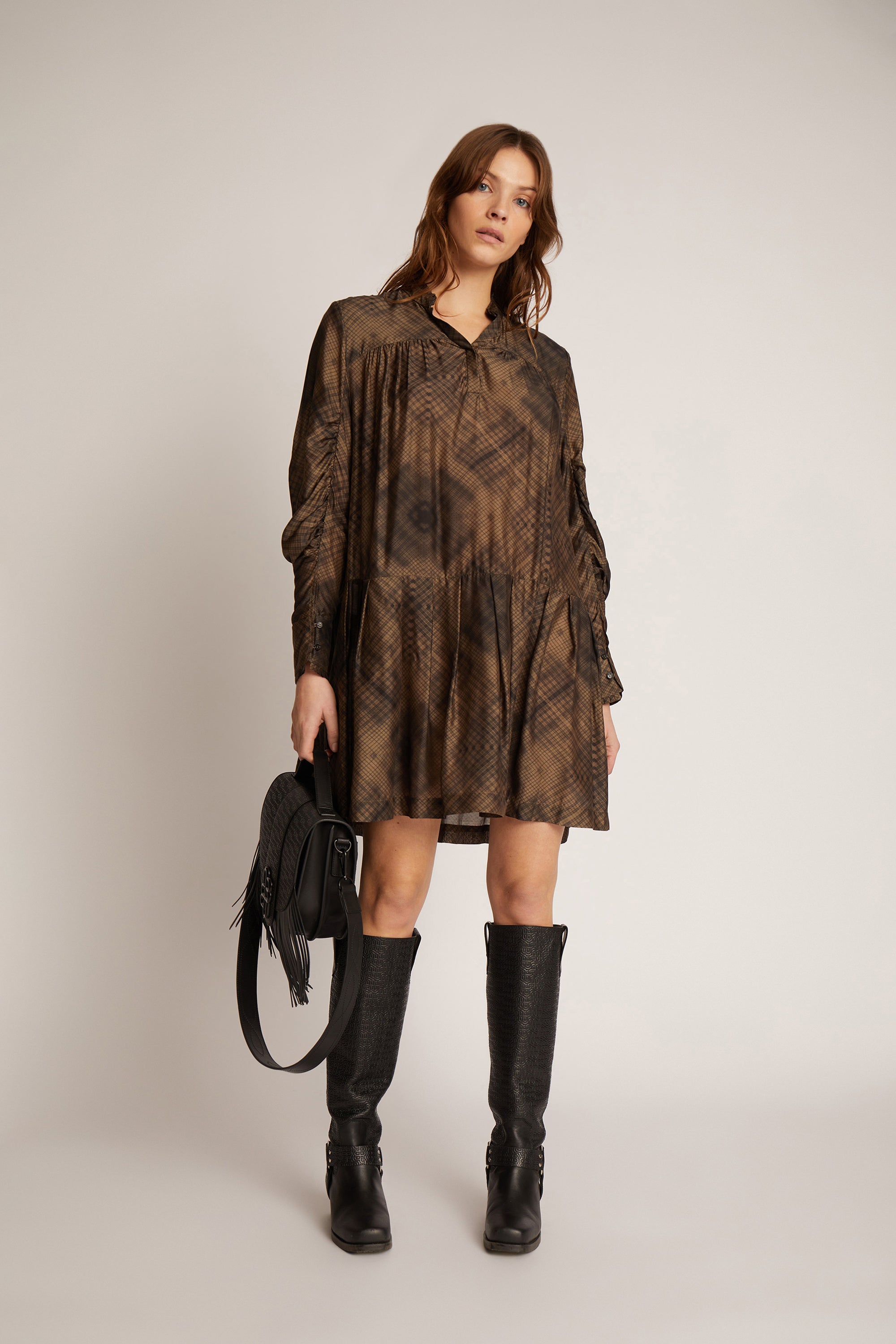 THAYA - BROWN THAYA - BROWN