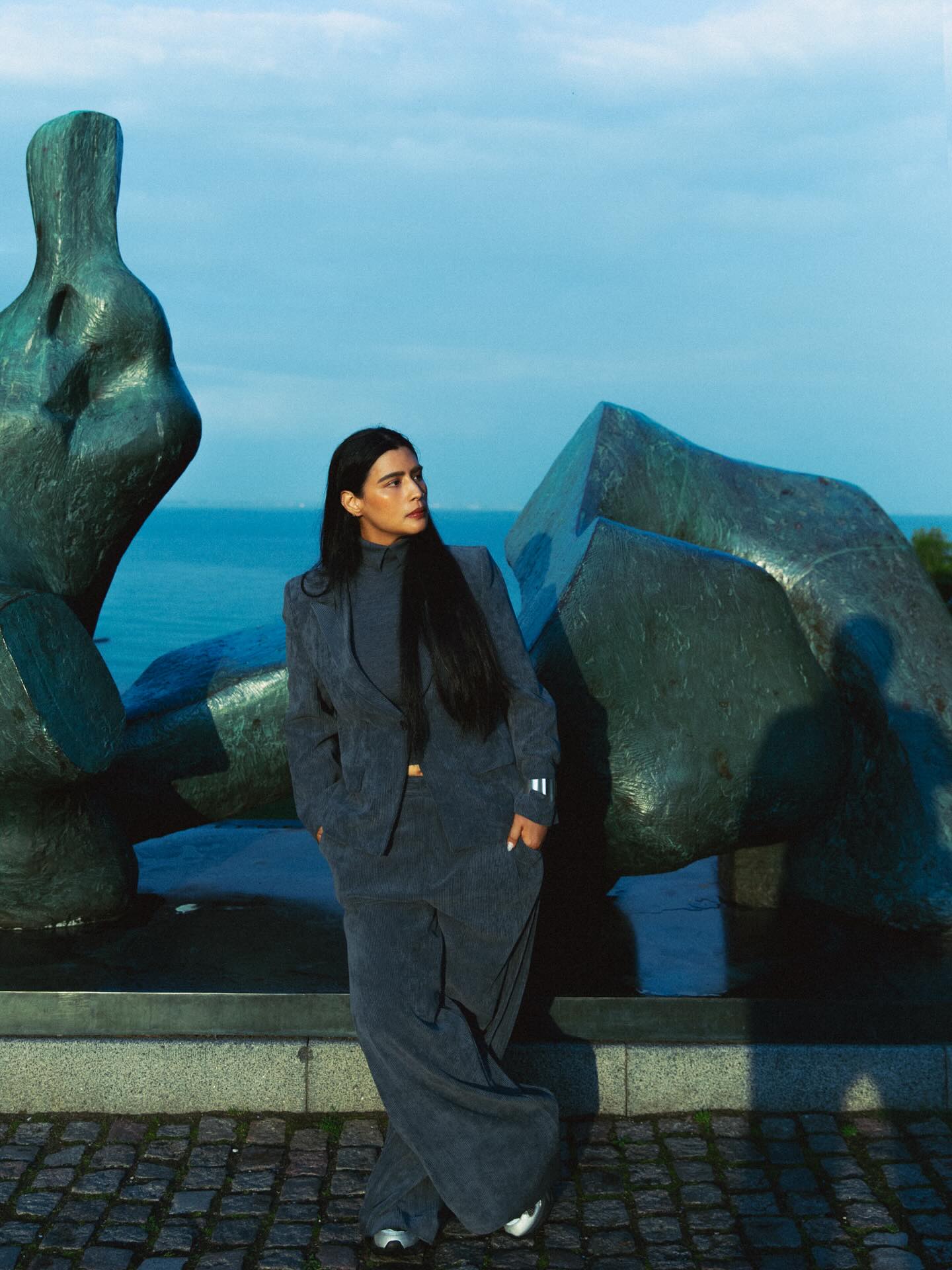 AS SEEN ON @thefiercewalker