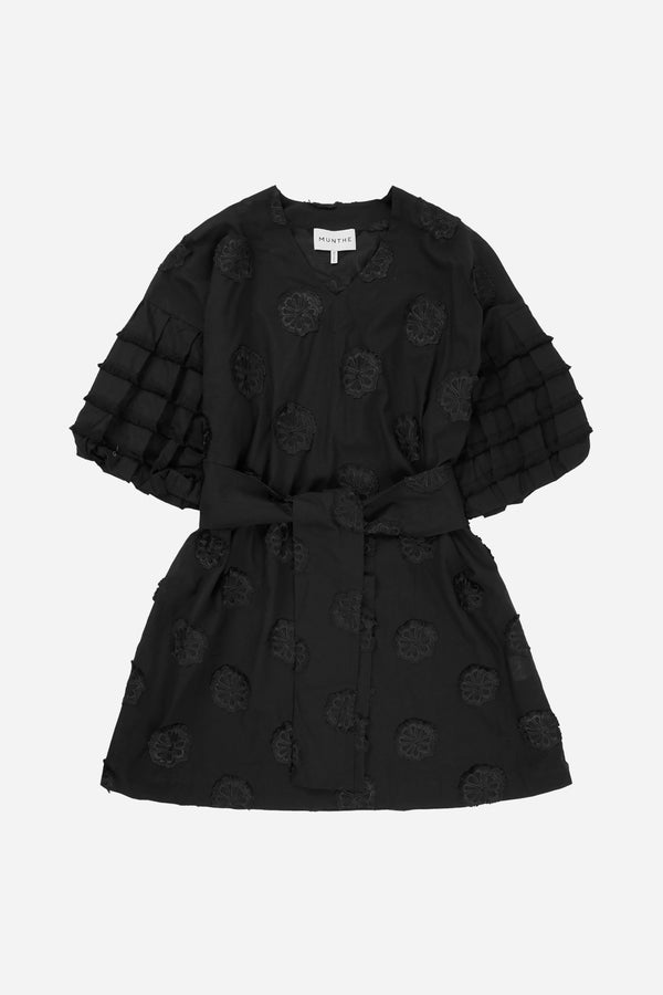 EQUIPED - BLACK