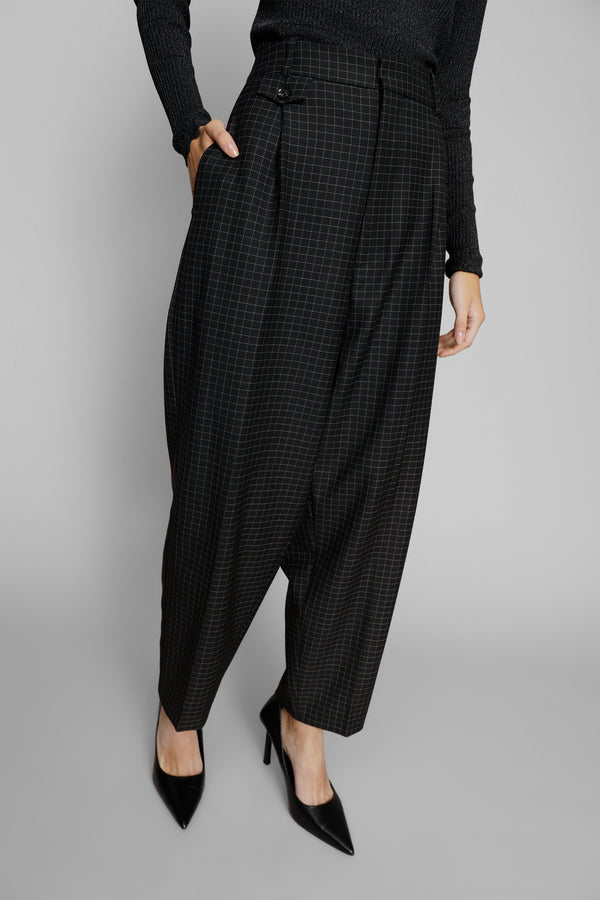 EDIE - BLACK