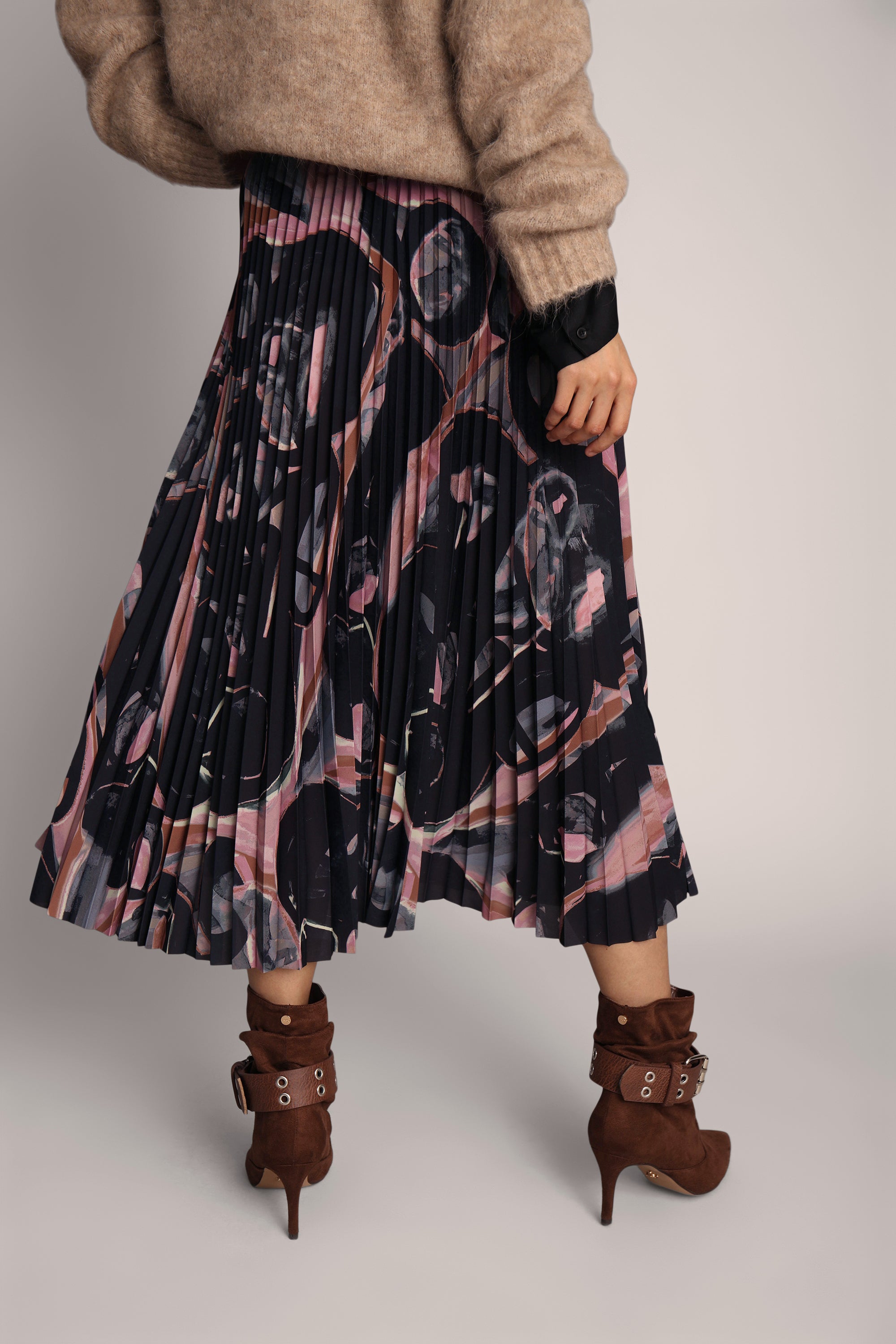 CHARMING - ROSE