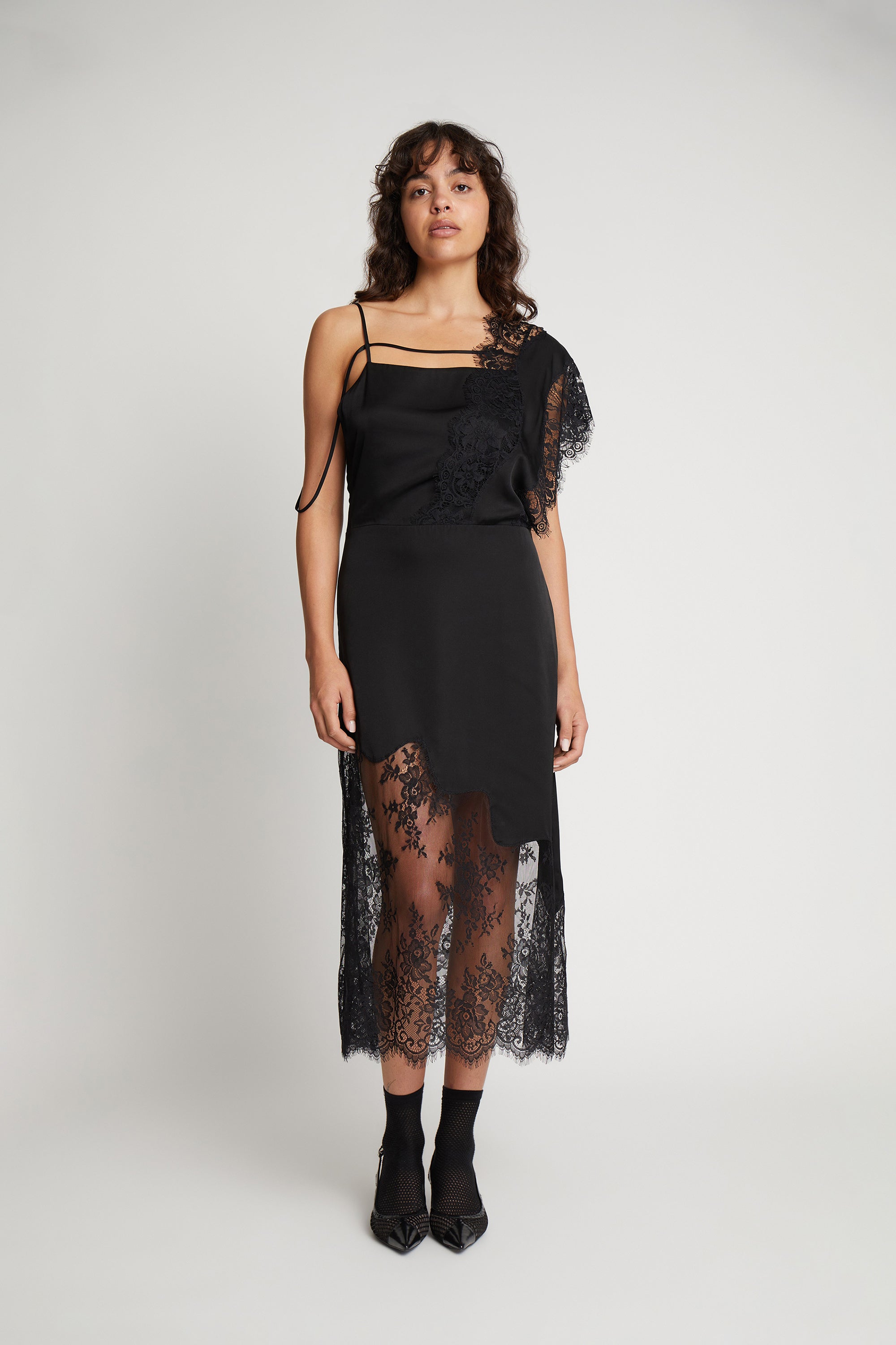 SAHAN - BLACK