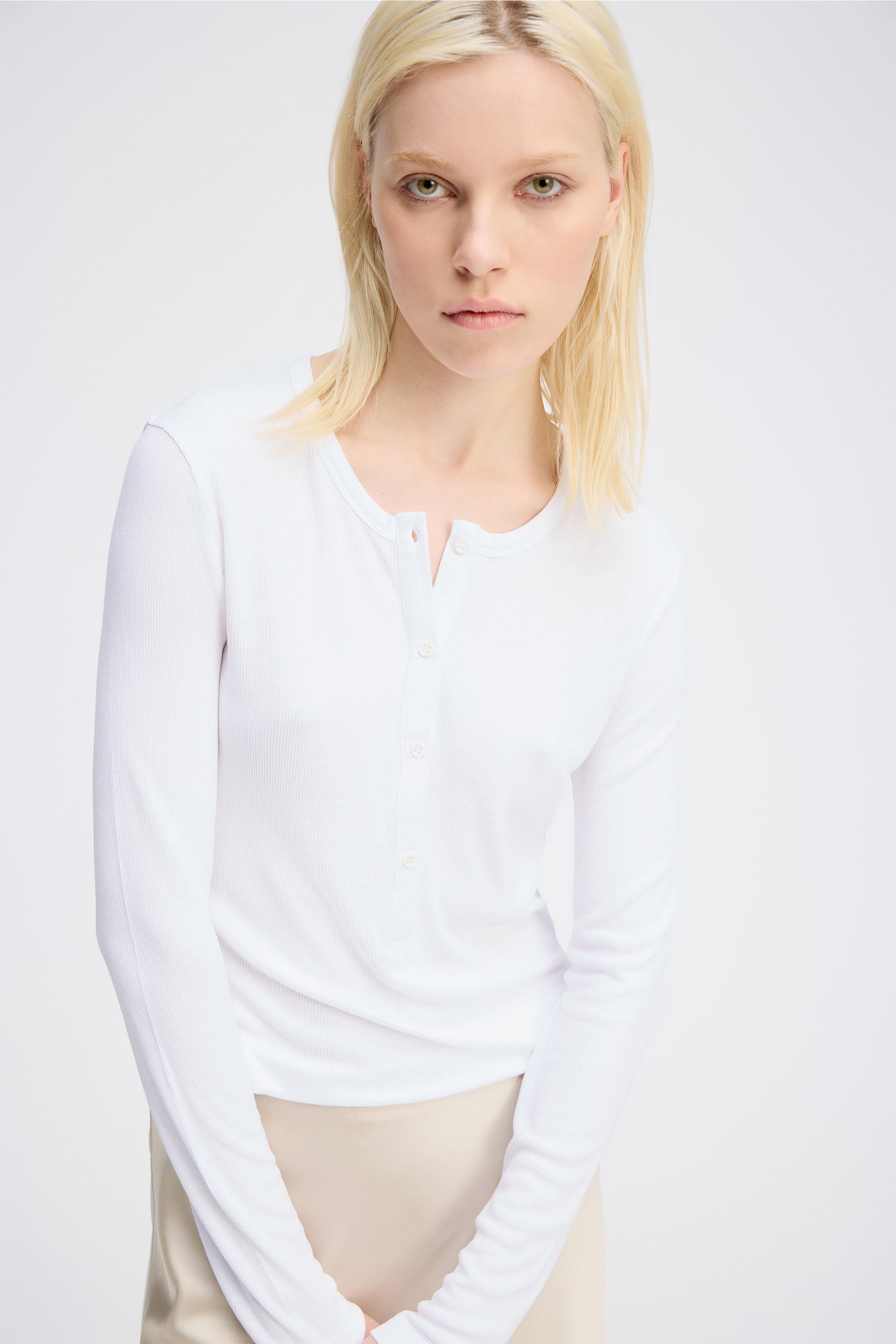 GRACE - WHITE