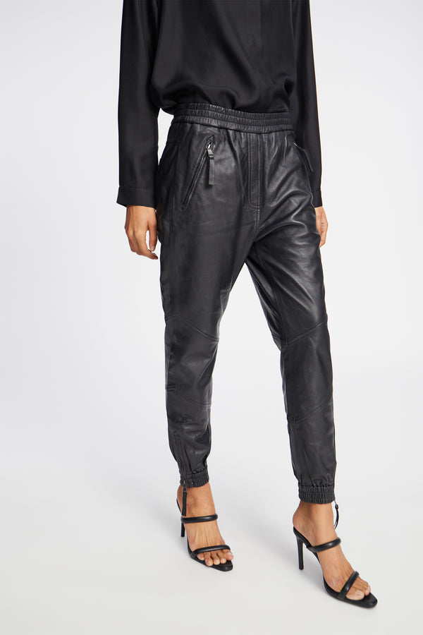 DEMI - BLACK