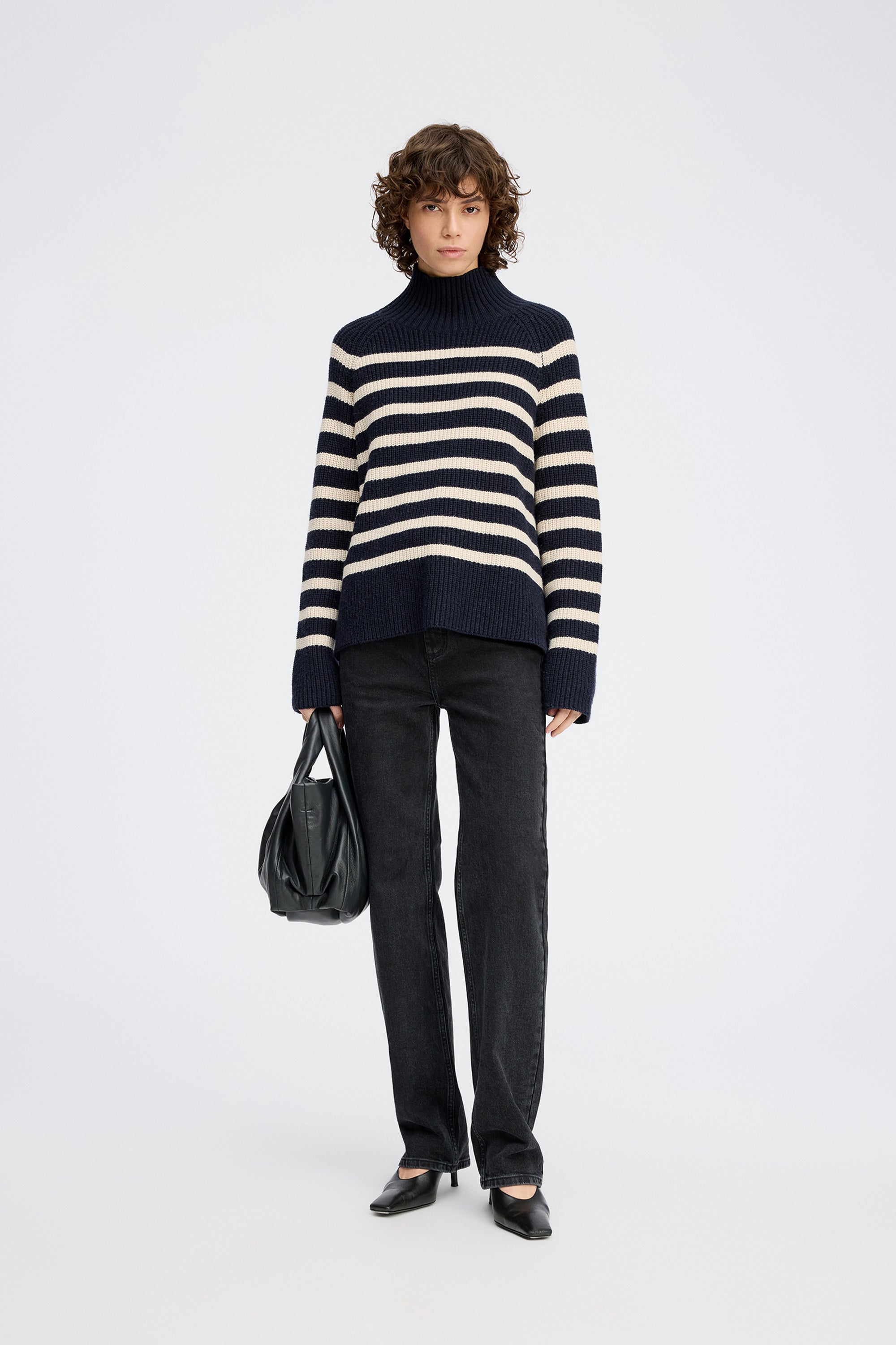 ARISSA - NAVY