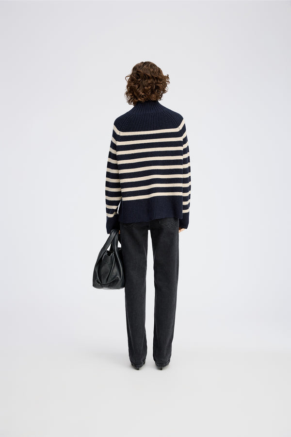 ARISSA - NAVY