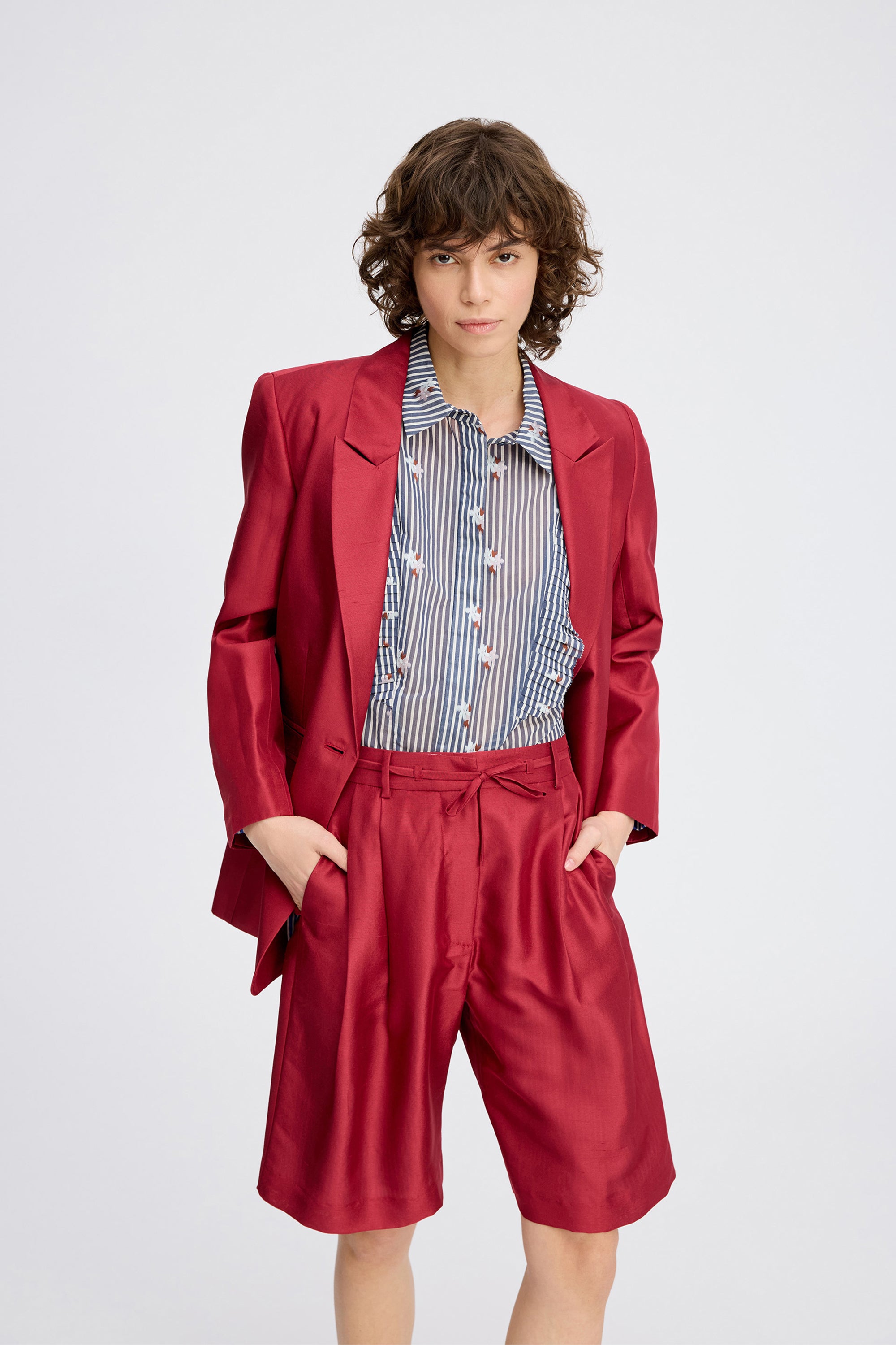 MUST - INDIGO