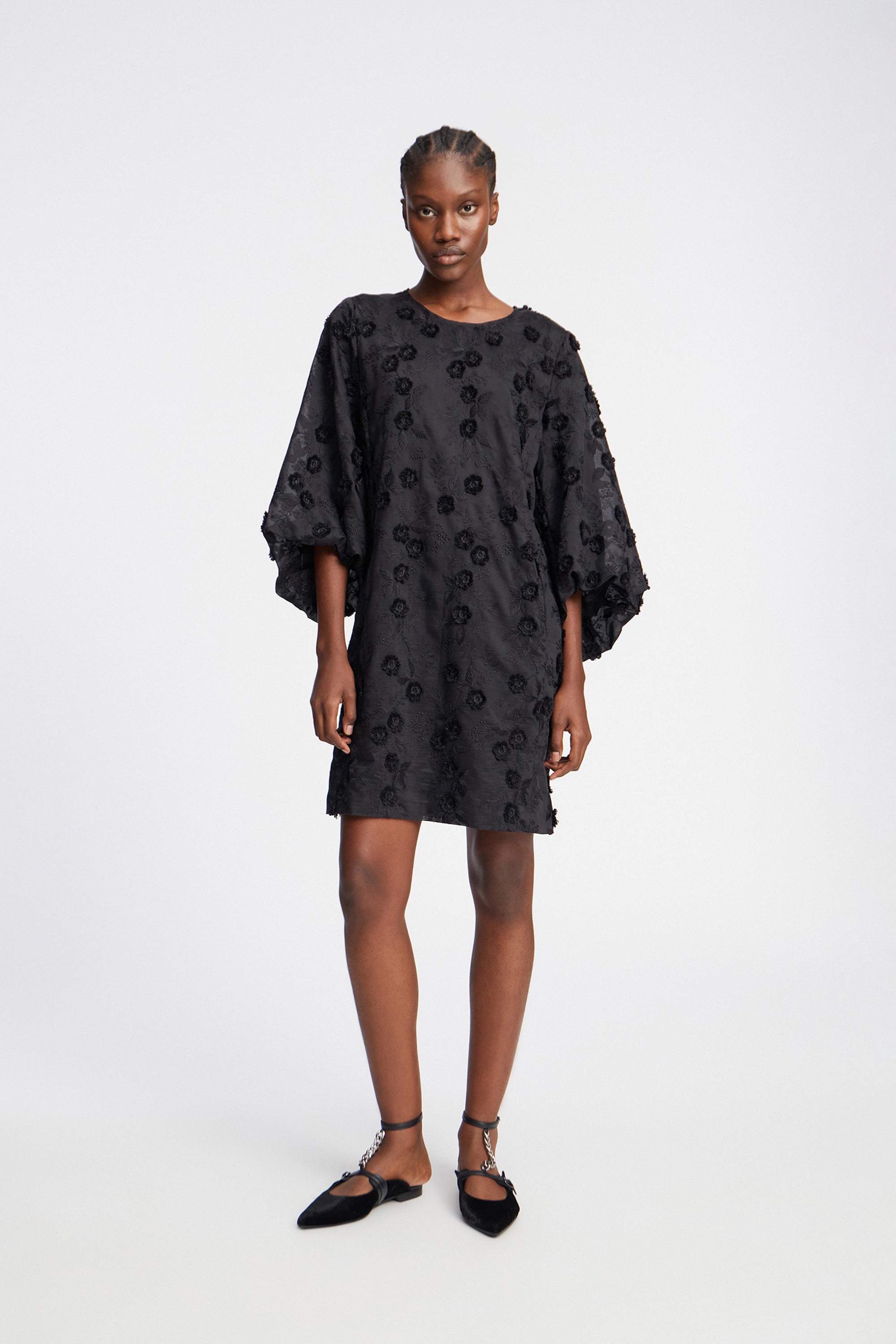PANSI - BLACK