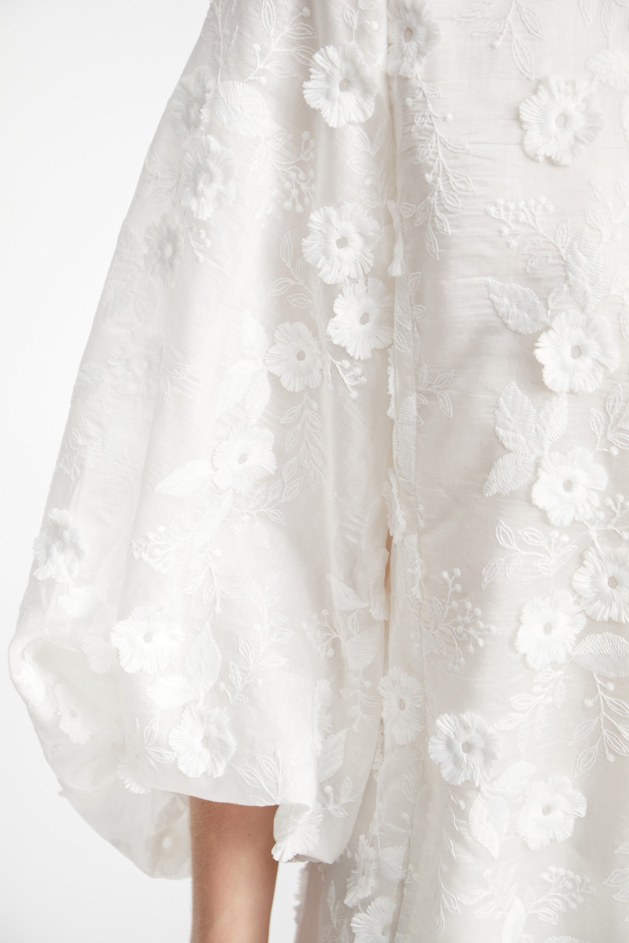 PANSI - WHITE