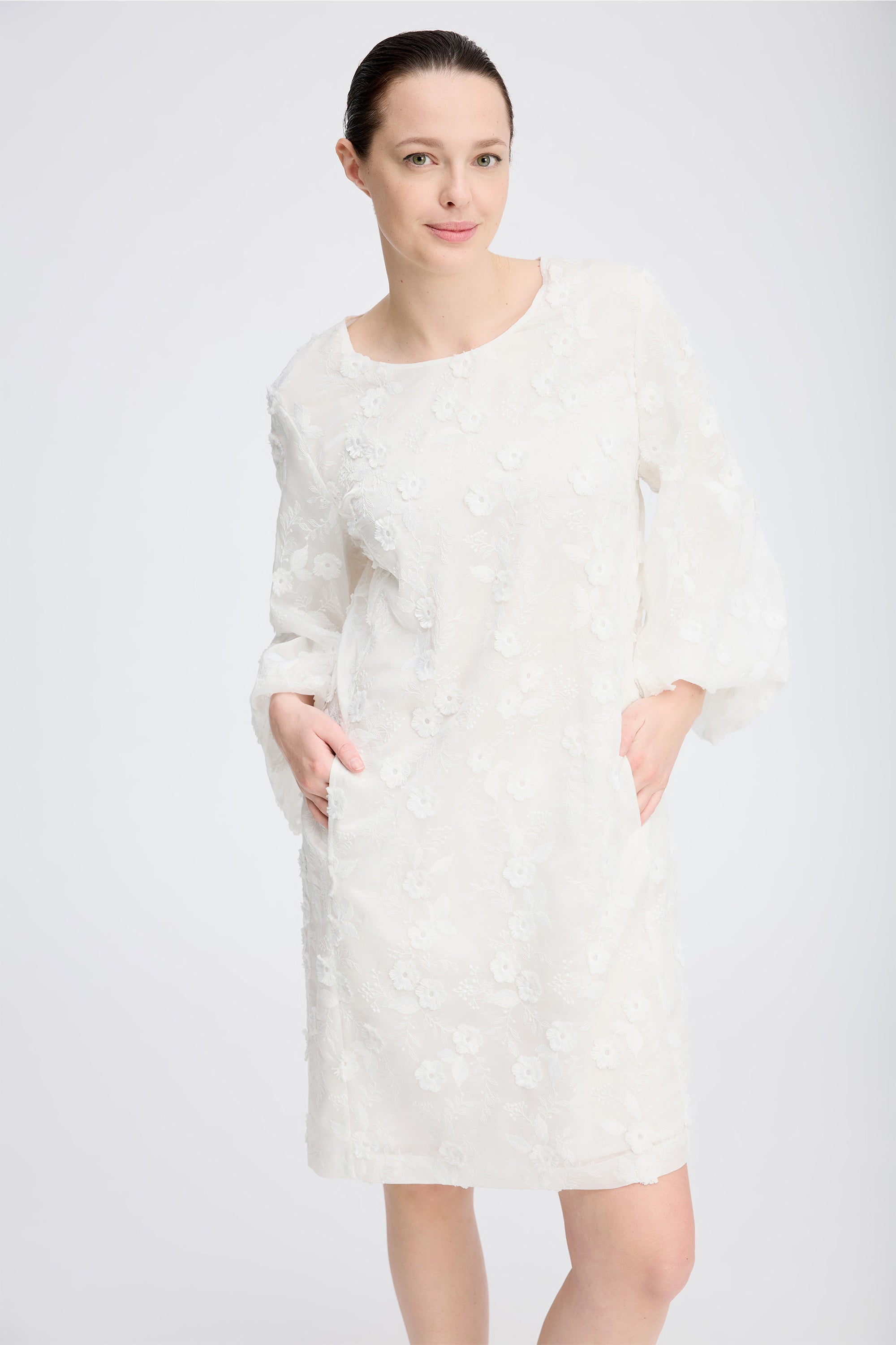 PANSI - WHITE