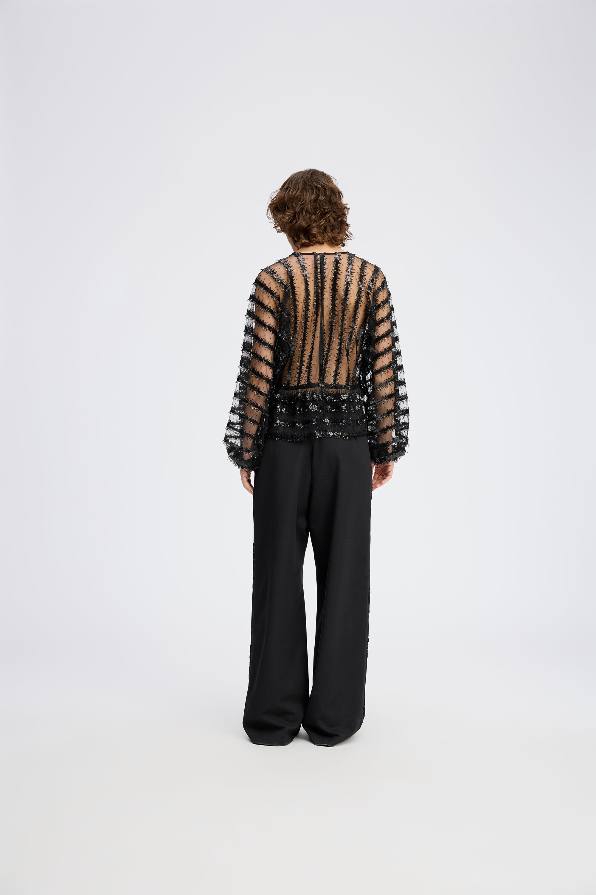 REMONA - BLACK