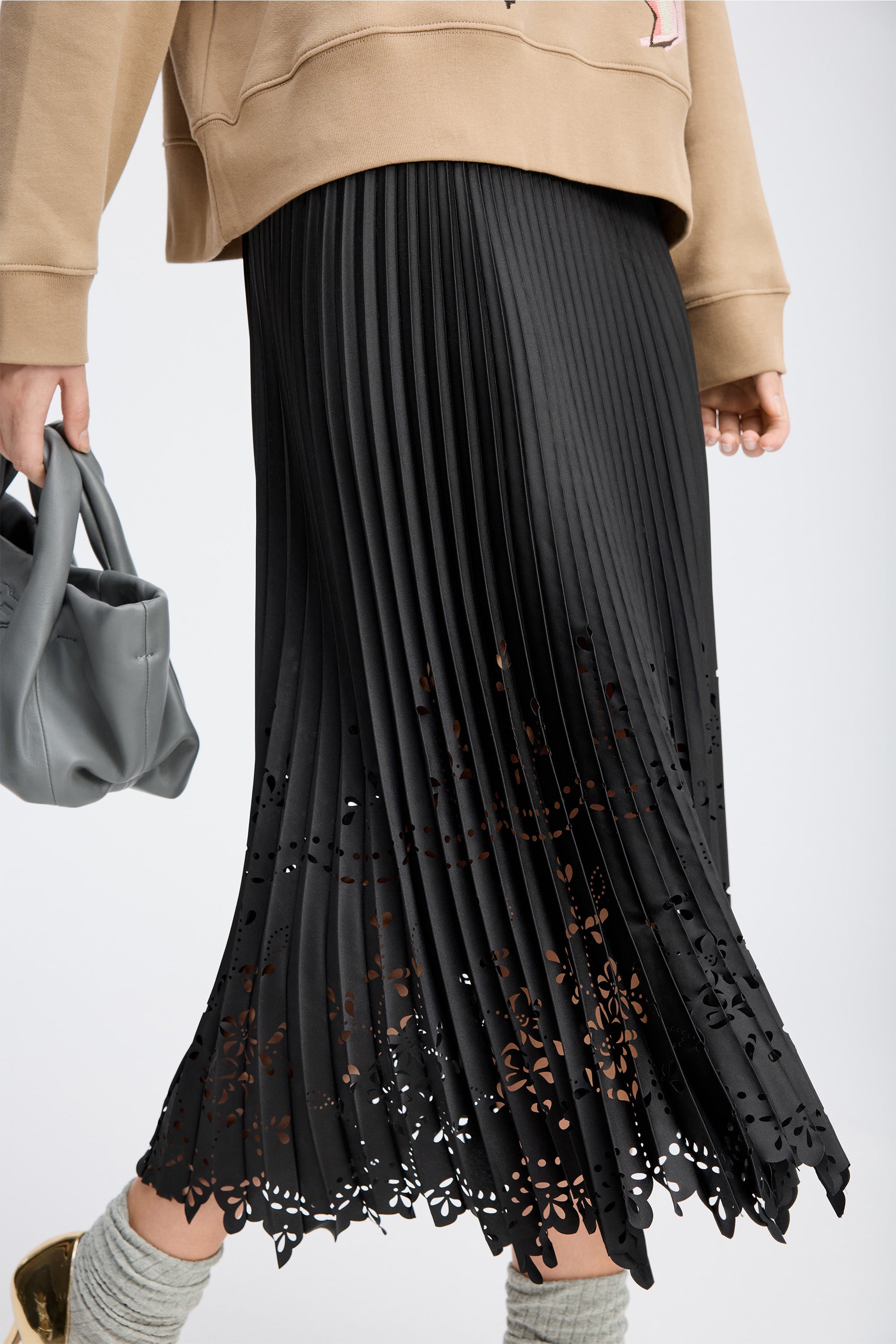 RUSTALI - BLACK