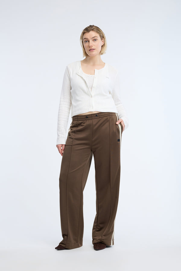 BOUD - BROWN