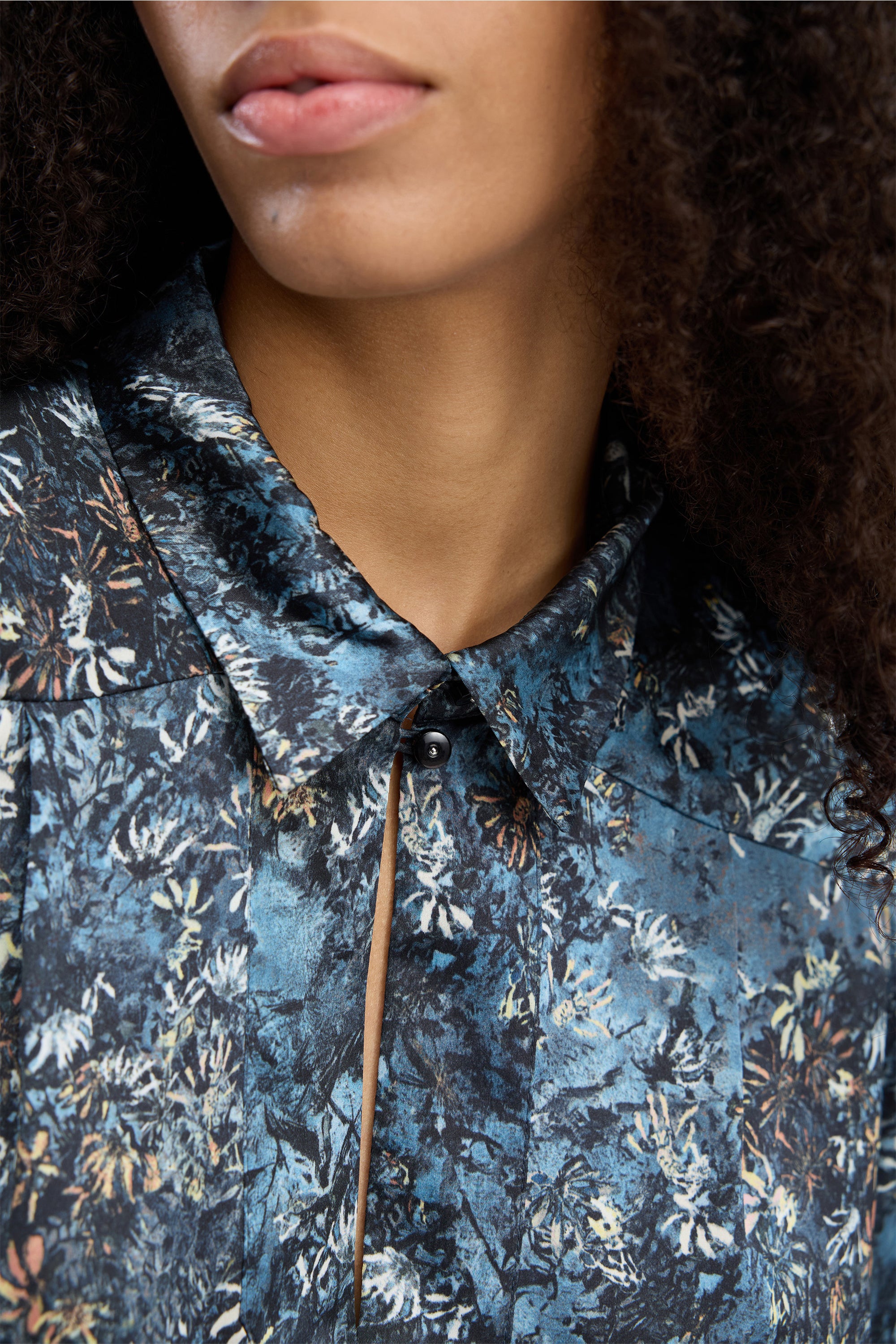 VIGNETTE - PRINT BLUE