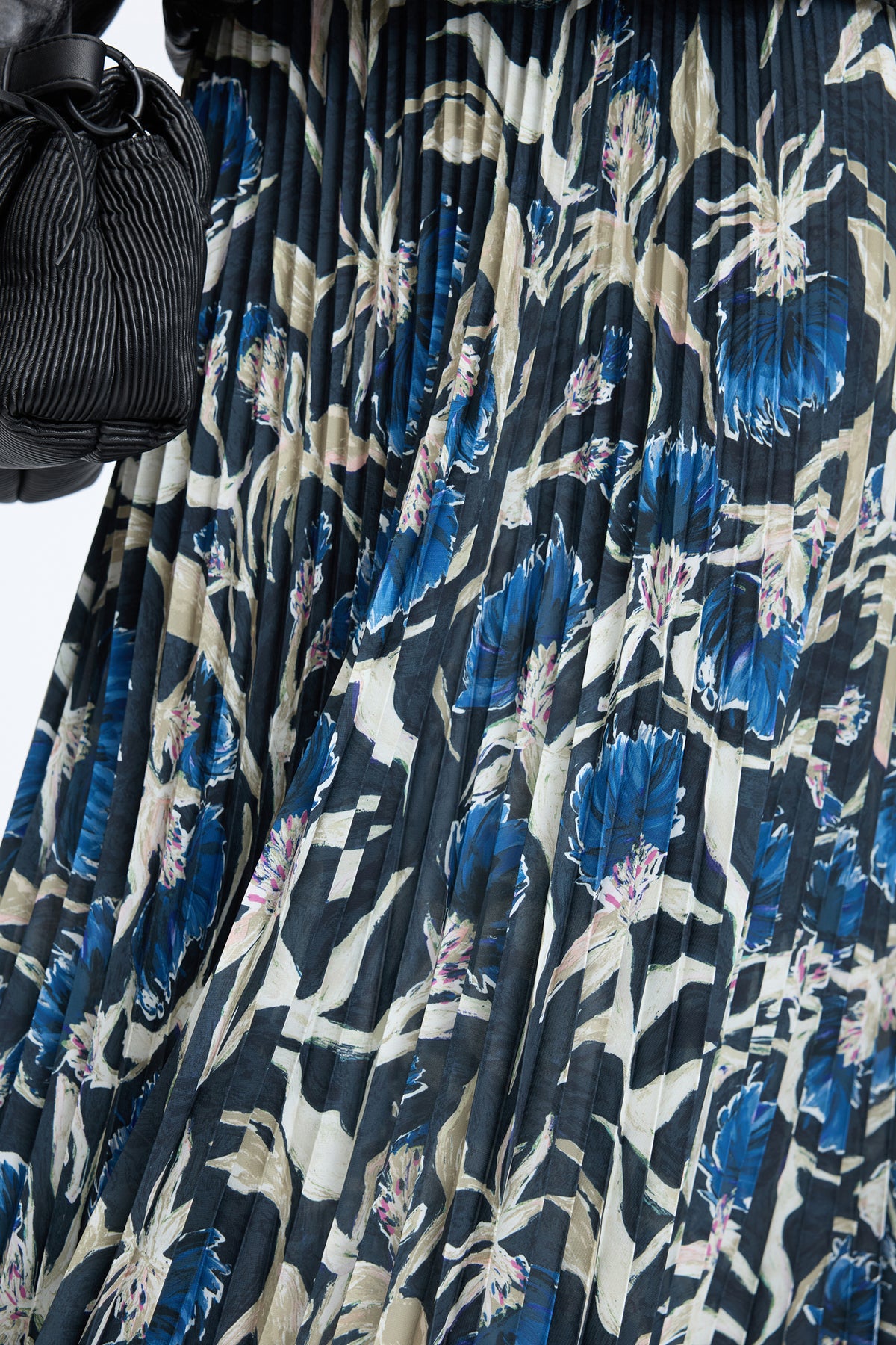 TAULLA - PRINT BLACK