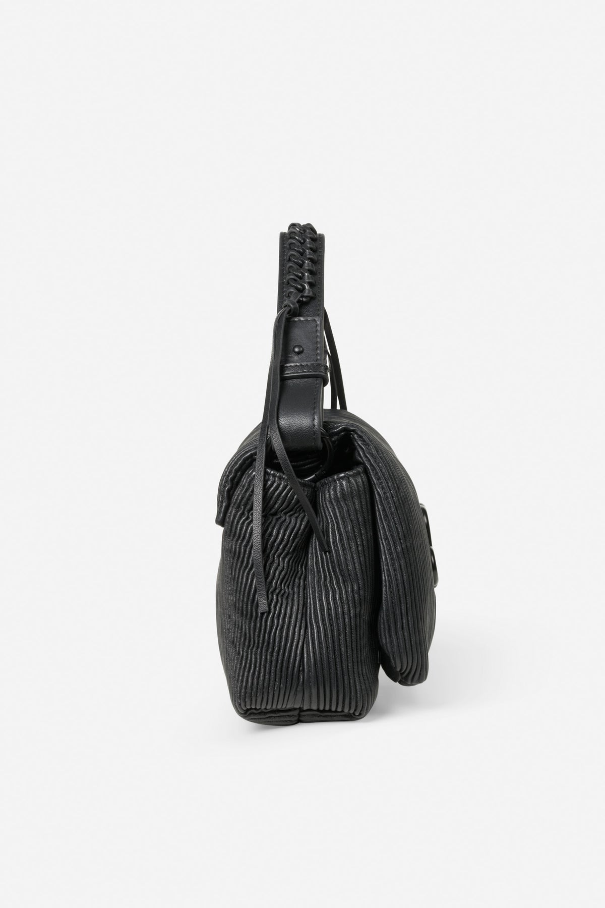 ROLUKE W HANDLE - BLACK